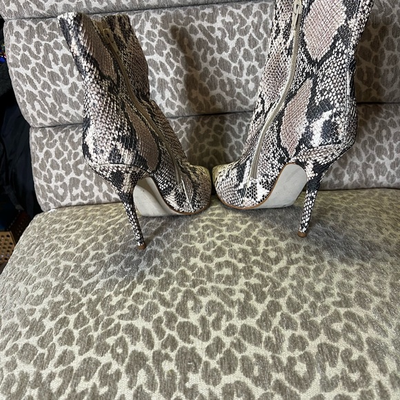 Booties - Picture 2 of 6